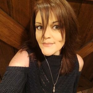 Meet your Posher, Jacqueline